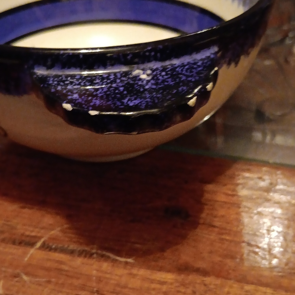 VINTAGE QUIMPER HENRIOT BRETON & BRETONNE DANCING BOWL - Picture 5 of 9